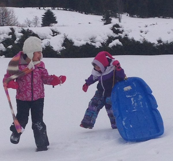 Les enfants dans la neige