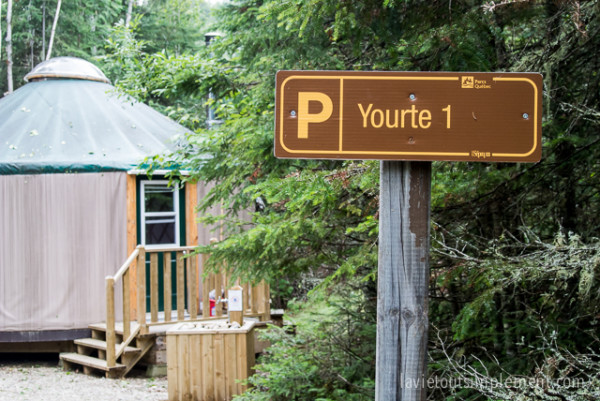Yourte - Camping et prêt-à-camper dans les parcs nationaux de la Sépaq | laivetoutsimplement.com #quebecoriginal